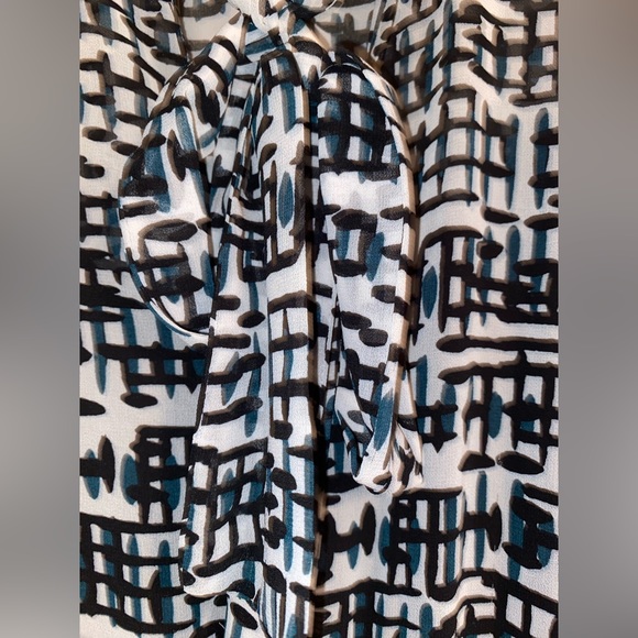 Donna Morgan tie neck dress. Excellent condition - Picture 5 of 7